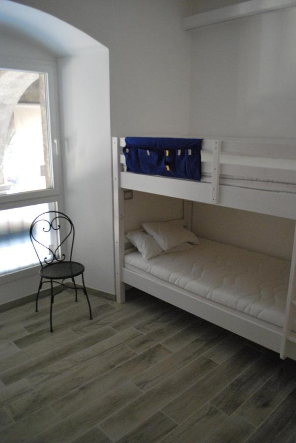 Martihouse 3 Apartment กาญารี ภายนอก รูปภาพ